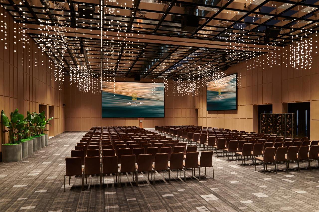Отель Pan Pacific Лондон Экстерьер фото The Grand Ballroom
